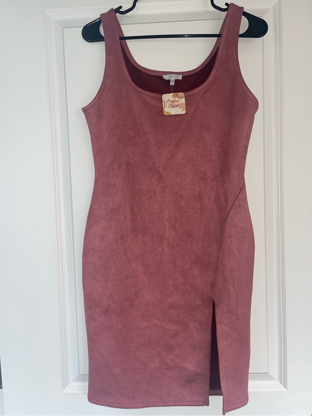 New with Tags: Copper Closet Pink Velvet Fitted Dress